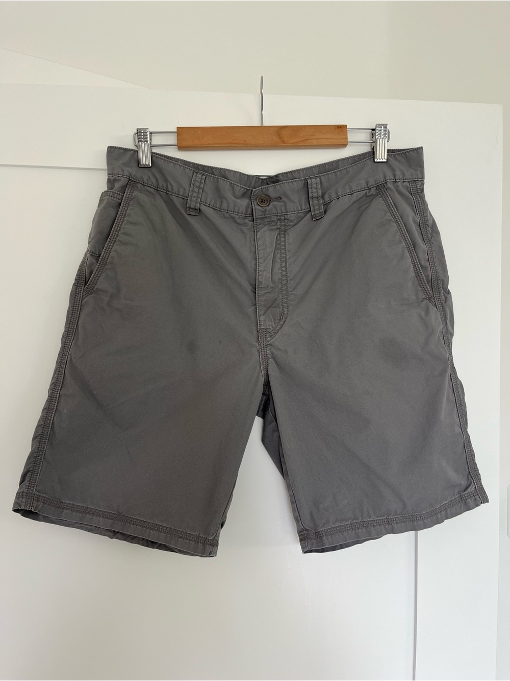 John Varvatos men’s shorts